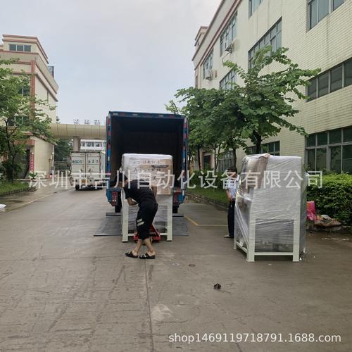 厂家直销小型手动喷砂机移动式除锈喷砂机开放式户外加压喷砂罐